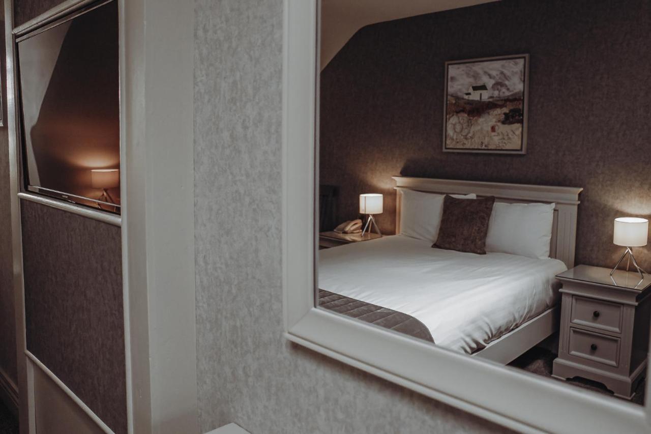 Muskerry Arms Bar And B&B ブラーニー エクステリア 写真