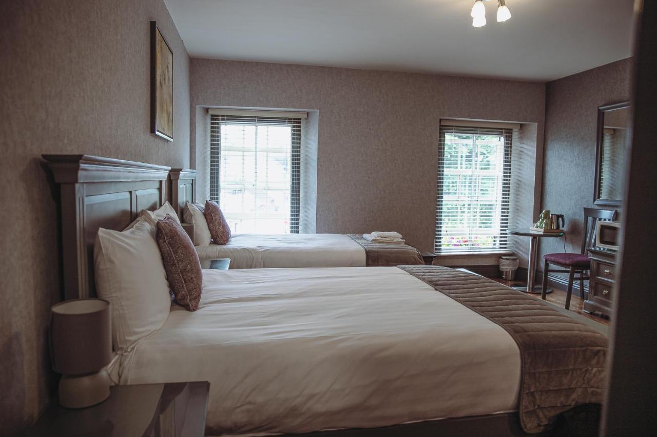 Muskerry Arms Bar And B&B ブラーニー エクステリア 写真