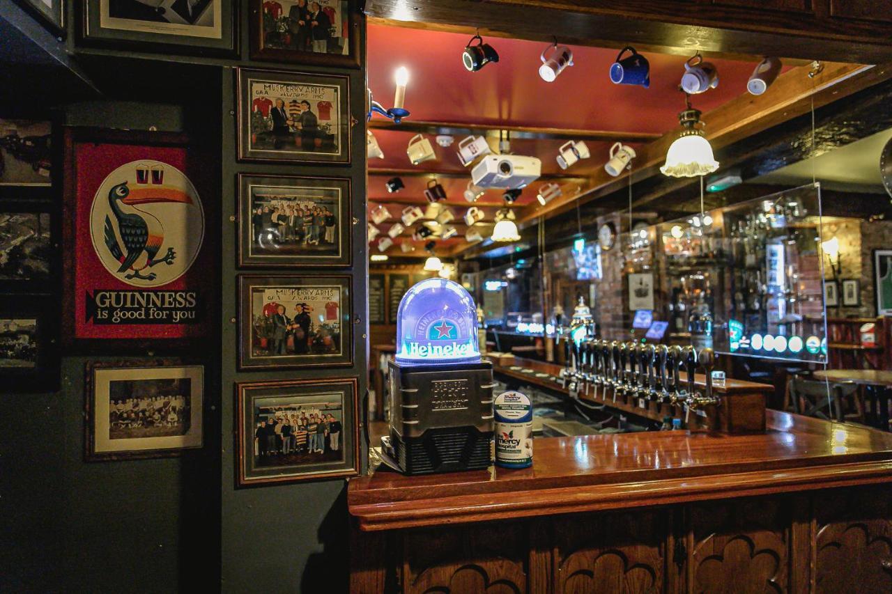 Muskerry Arms Bar And B&B ブラーニー エクステリア 写真