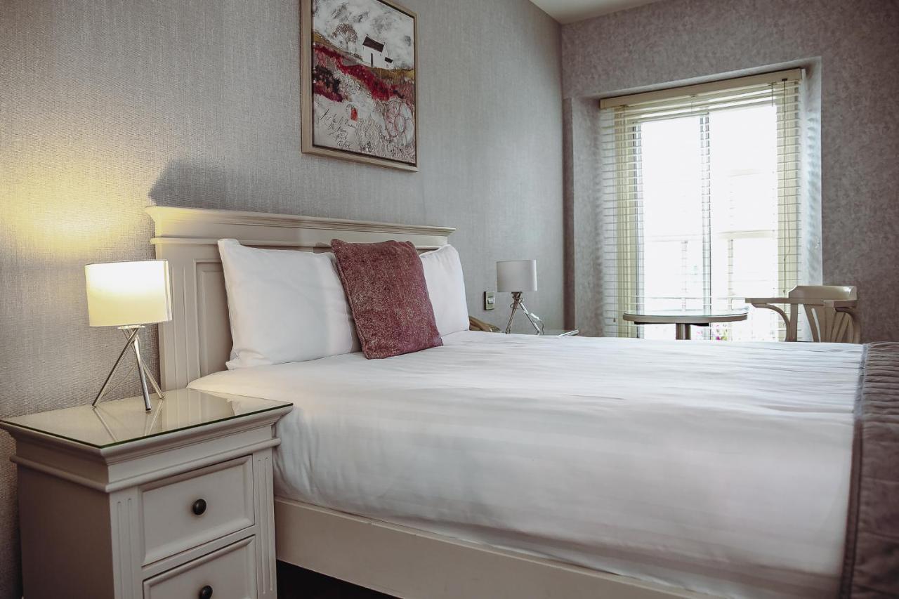 Muskerry Arms Bar And B&B ブラーニー エクステリア 写真
