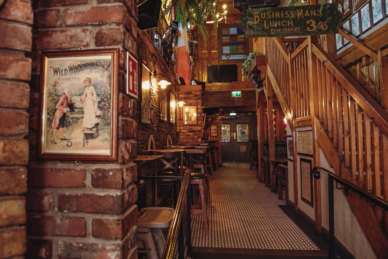 Muskerry Arms Bar And B&B ブラーニー エクステリア 写真