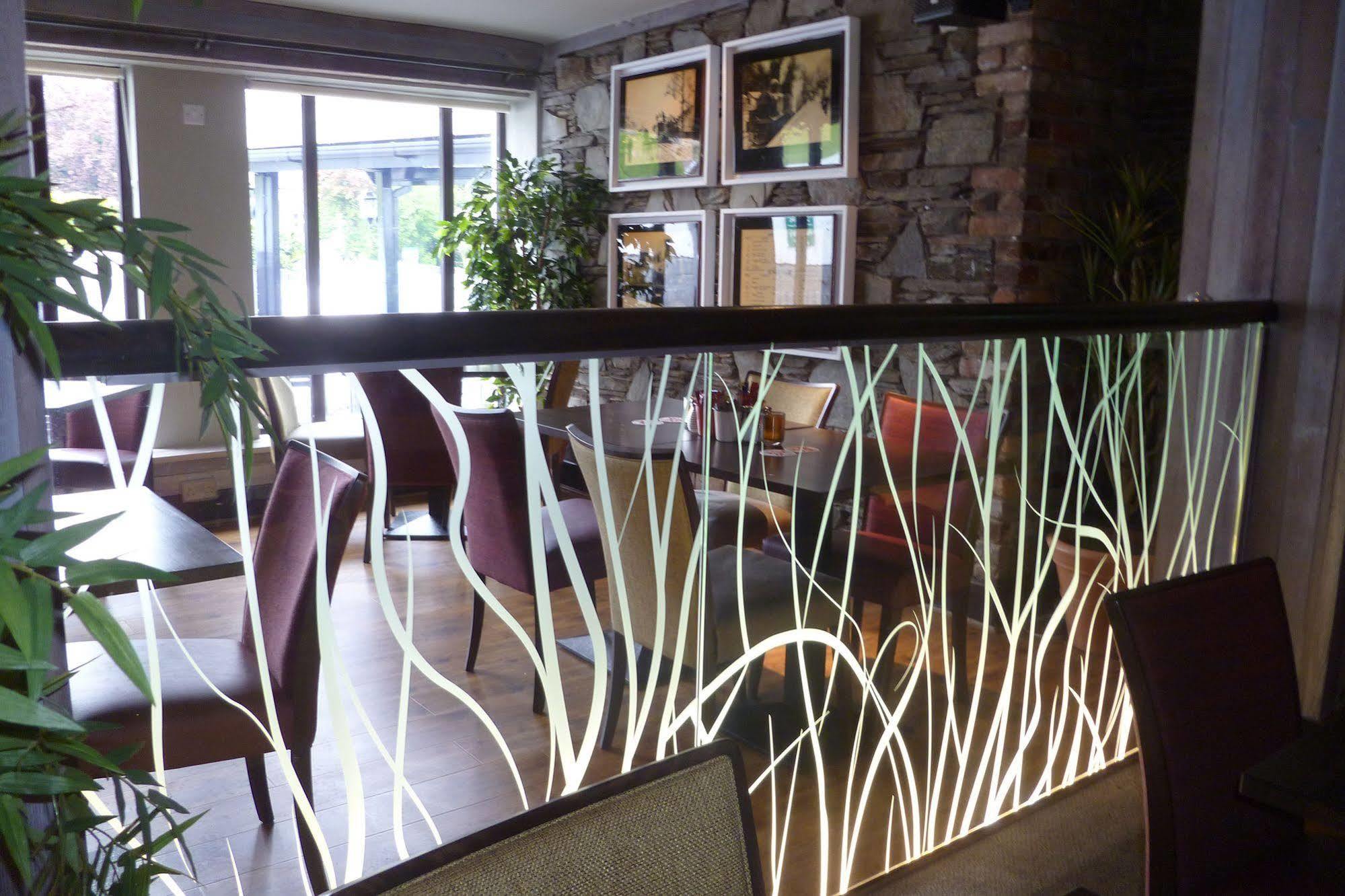 Muskerry Arms Bar And B&B ブラーニー エクステリア 写真
