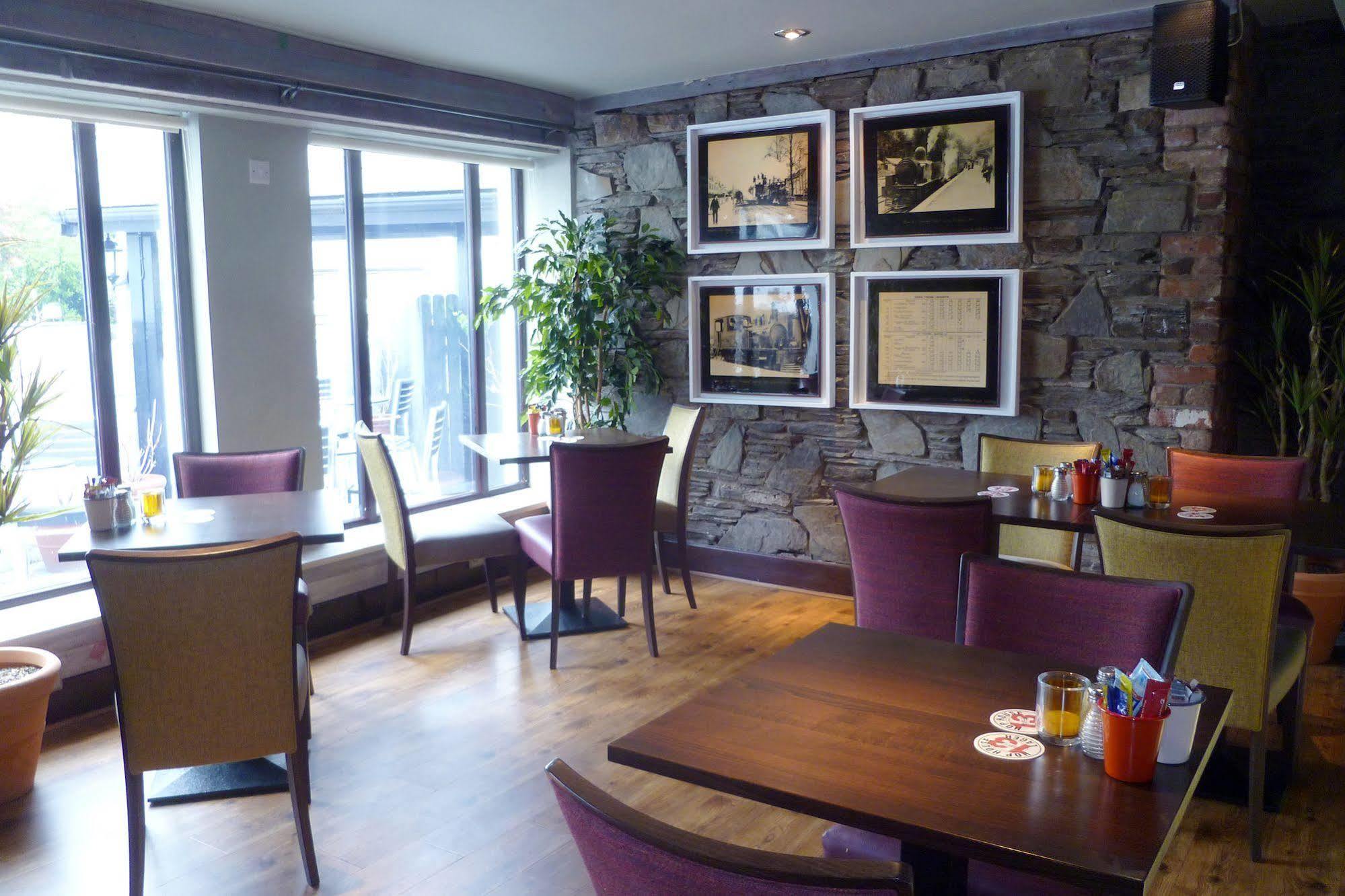 Muskerry Arms Bar And B&B ブラーニー エクステリア 写真