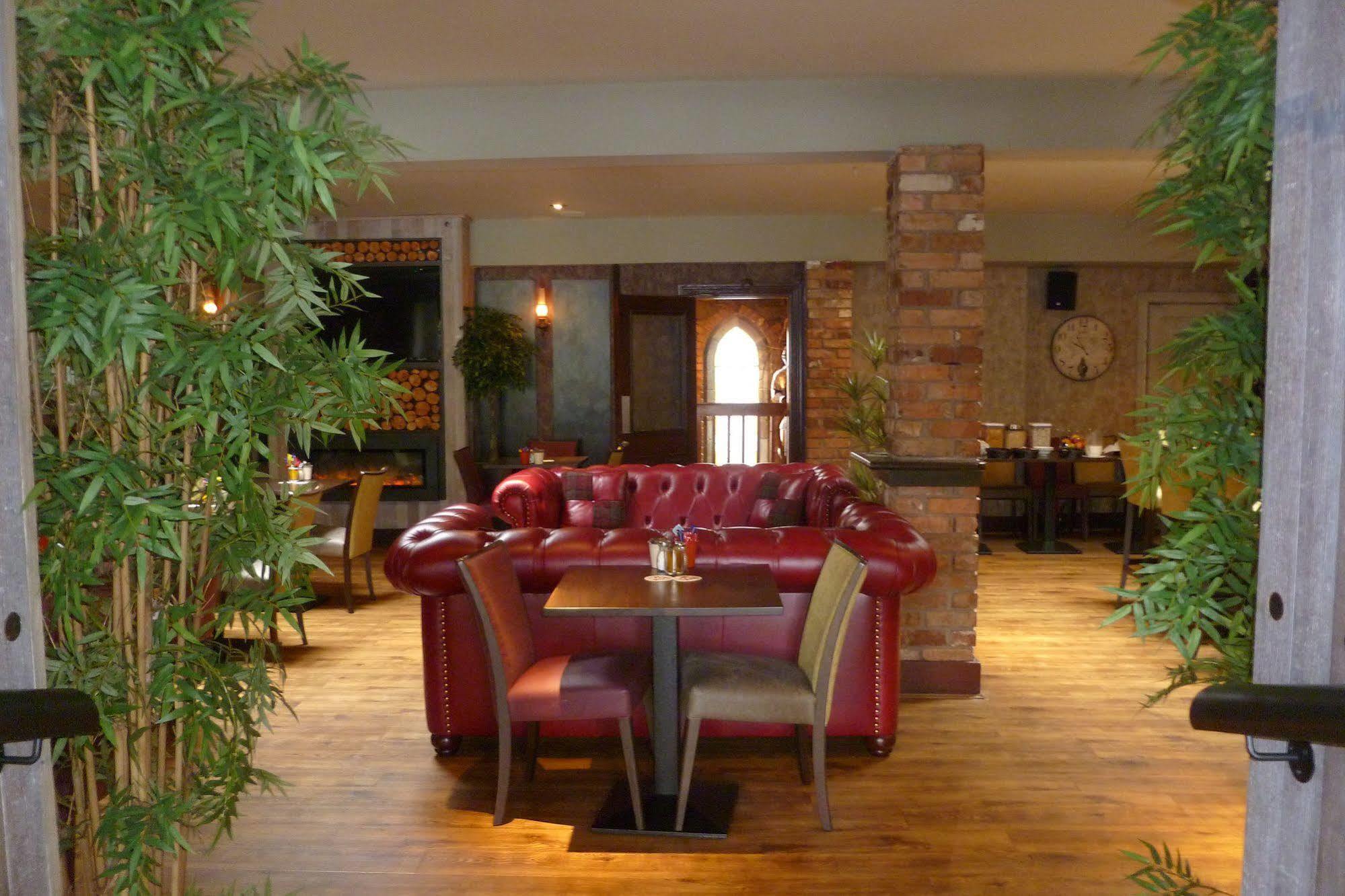 Muskerry Arms Bar And B&B ブラーニー エクステリア 写真