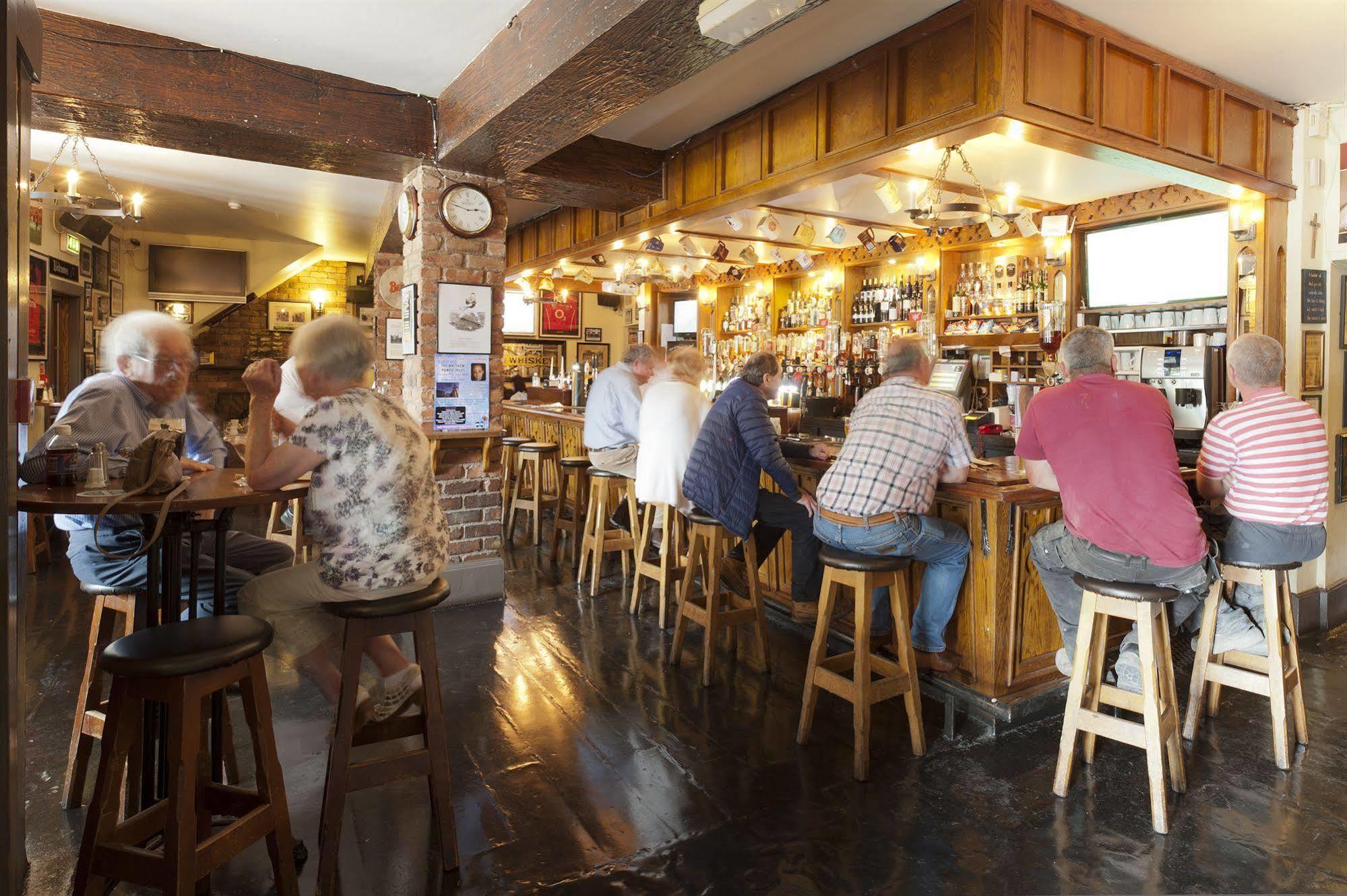 Muskerry Arms Bar And B&B ブラーニー エクステリア 写真